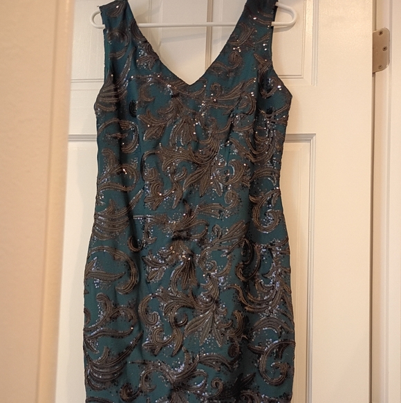 MARINA Dresses & Skirts - MARINA Green Knit Cocktail Dress With Black Embroidered & Sequined Pattern